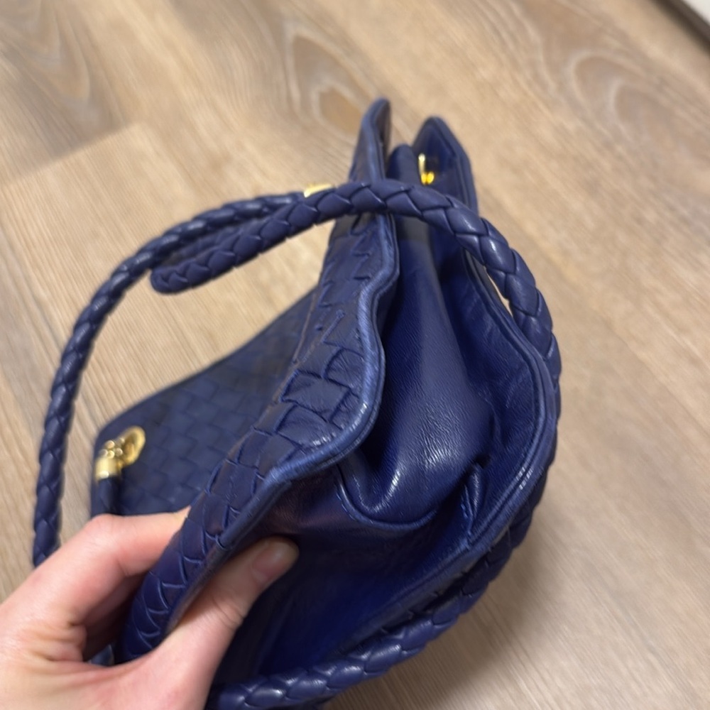 Vintage Bottega Veneta Intrecciato lamb leather Shoulder Bag - Picture 17 of 17